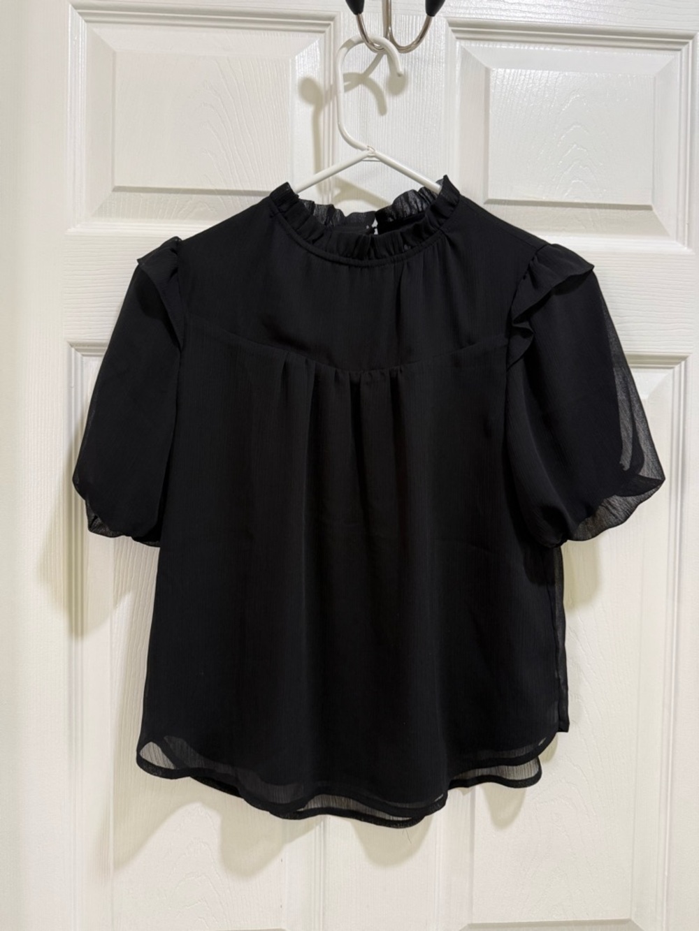 LOFT Women's Petite Black Ruffle Neck and Short Sleeve Balloon Sleeve Blouse